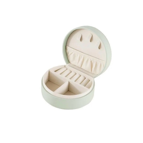 Travel Jewelry Box Organizer – White or Sage Green (Buyer’s Choice) - Picture 3 of 3